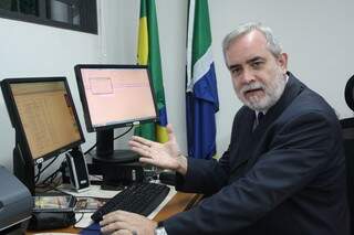 Heraldo Vitta já despachou 21 sentenças favoráveis à troca do TR pelo INPC (Foto: Marcos Ermínio)