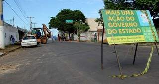As obras de recapeamento de ruas de Corumbá deverão ser concluídas em 240 dias, segundo a Agesul (Foto: Divulgação)