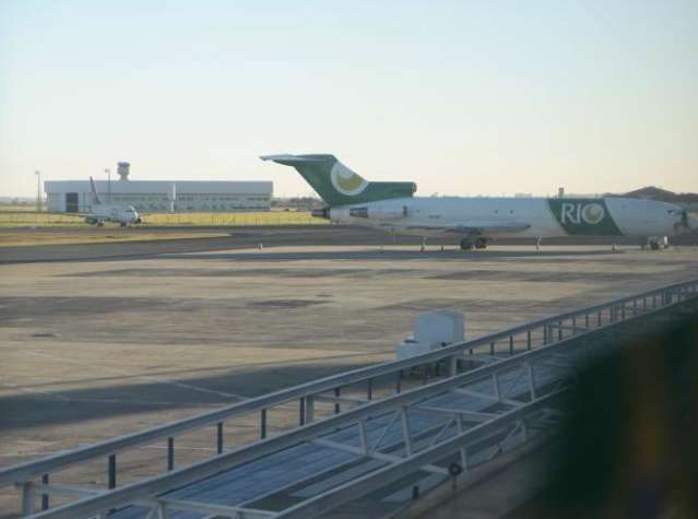 Obras come&ccedil;am e tr&ecirc;s voos s&atilde;o cancelados no aeroporto da Capital 
