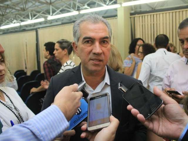 Reinaldo diz que greve &eacute; factoide em retalia&ccedil;&atilde;o &agrave; pris&atilde;o de Lula