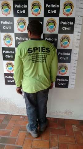 Condenado a 24 anos por estuprar tr&ecirc;s filhas, homem &eacute; preso na Capital