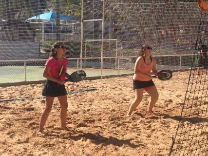 Revelações do beach tennis ganham experiência em torneios fora de MS