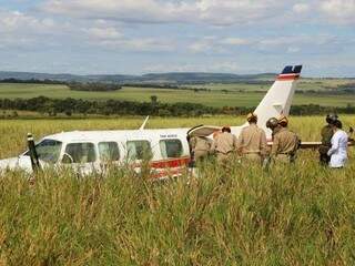 Aeronave que transportava Luciano, Angélica, os filhos e duas babás no dia do acidente, em Rochedo. (Foto: Arquivo)