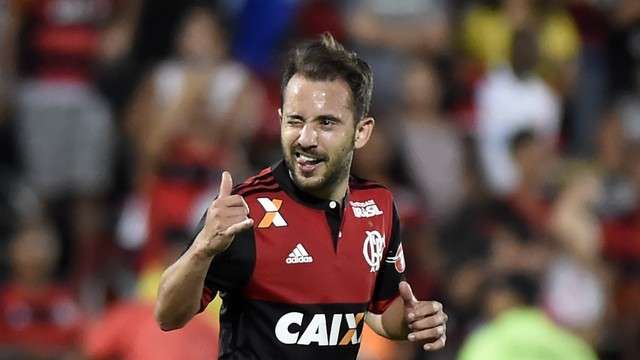 Flamengo vence o Sport, se reabilita e assume quarta posi&ccedil;&atilde;o do Brasileiro