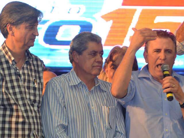  PMDB ganha PSDC como aliado e fecha com 17 partidos na chapa 