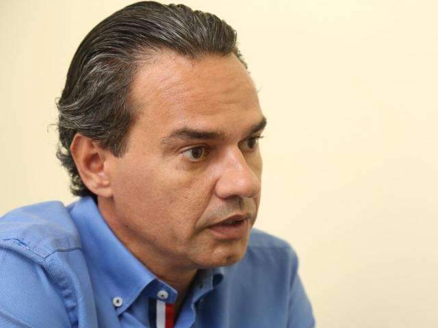 No 2&ordm; turno, Marquinhos aposta na rua, apoio de ex-rivais e pesquisas 