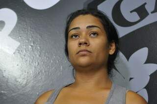 Kátia de Almeida Rocha, dona de casa de 24 anos, seria a pivô do crime, segundo a polícia. (Foto: Alcides Neto)