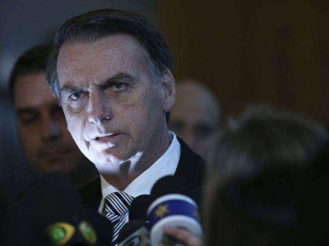 Bolsonaro enviar&aacute; hoje &agrave; C&acirc;mara projeto de excludente de ilicitude