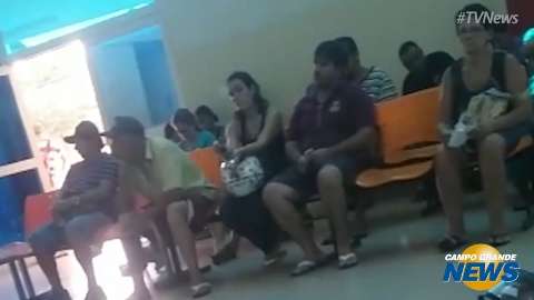 Em vídeo, mãe de paciente relata falta de atendimento pediátrico em UPA
