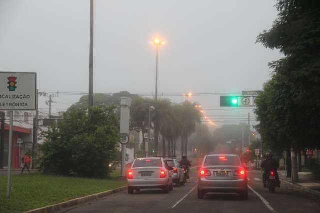 Ap&oacute;s enfrentar nevoeiro na manh&atilde;, Capital ter&aacute; chuva ao longo desta ter&ccedil;a