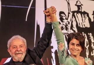 Lula e Manuela em palanque (Foto: PT/Divulgação)