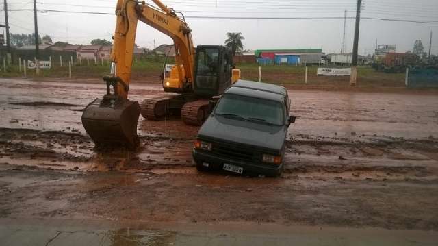 Depois de dois dias de chuva saldo de muitos estragos na &aacute;rea urbana