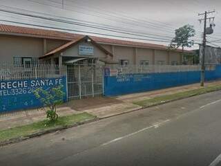 Prédio onde funciona a creche Santa Fé, na Rua Antônio Maria Coelho (Foto: Google Street View)