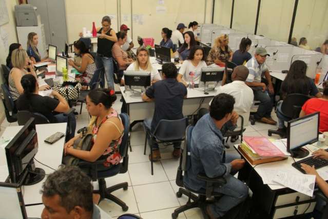 Demanda faz prefeitura ampliar at&eacute; sexta-feira per&iacute;odo para efetivar matr&iacute;cula