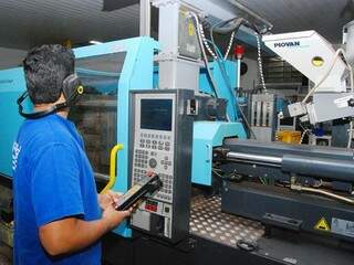 Trabalhador da indústria de Mato Grosso do Sul (Foto: divulgação/Fiems)