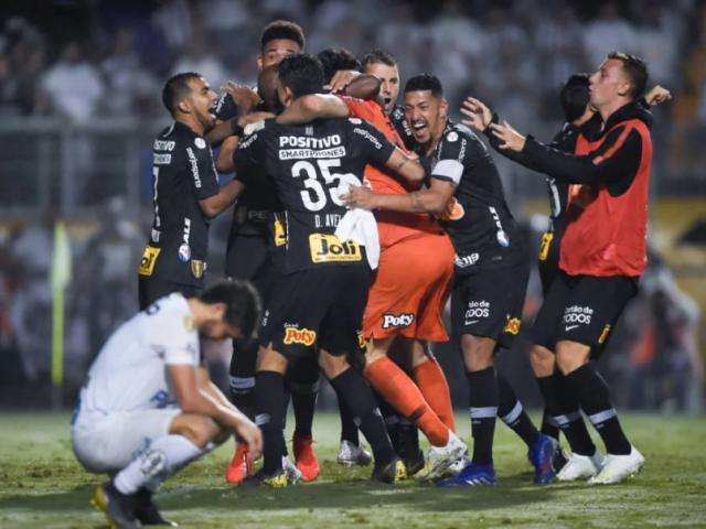 Nos p&ecirc;naltis, Tim&atilde;o vence o Santos e pega o S&atilde;o Paulo na final do Paulist&atilde;o