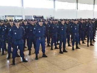 Em Campo Grande, foram promovidos hoje 192 soldados ao posto de cabo (Foto: Kleber Clajus)
