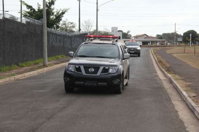 PM usa helic&oacute;ptero para ca&ccedil;a a suspeitos de envolvimento em duplo assassinato