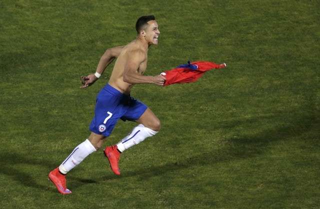 Chile vence Argentina nos p&ecirc;naltis e conquista o t&iacute;tulo da Copa Am&eacute;rica