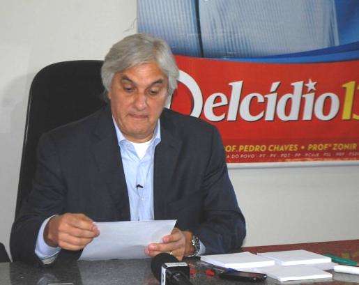 STF mant&eacute;m pris&atilde;o de Delc&iacute;dio e senador deve passar Natal na cadeia