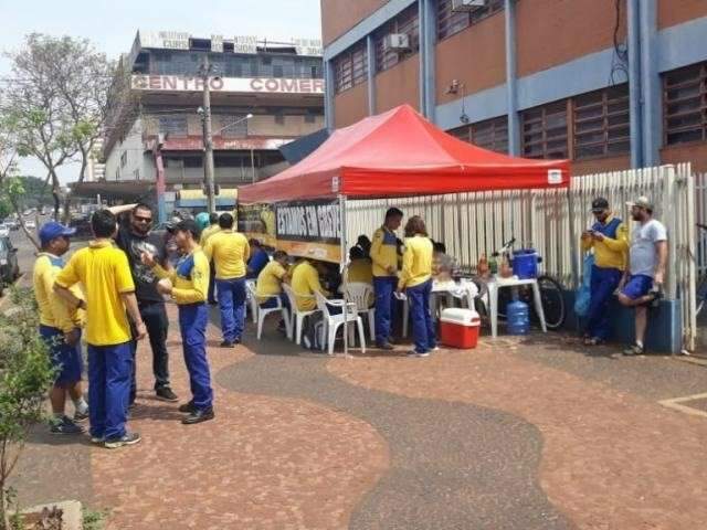TST fixa reajuste de 3% e desconta dias parados na greve dos Correios
