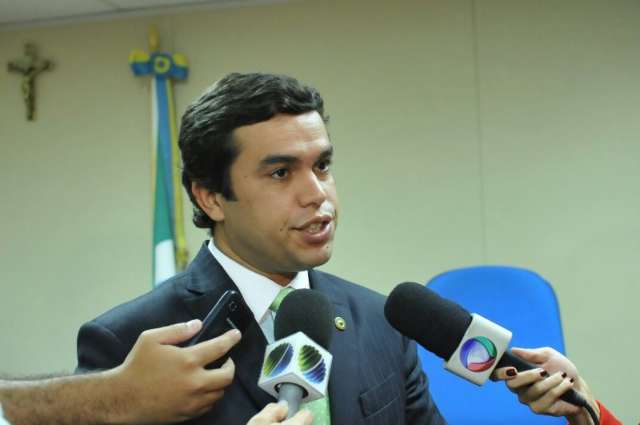 Citados em investiga&ccedil;&atilde;o receberam de R$ 4,7 mil a R$ 2,5 milh&otilde;es em &quot;b&ocirc;nus&quot;