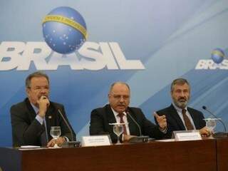 Ministros falaram sobre o Plano Nacional de Segurança hoje (Foto: Fabio Rodrigues Pozzebom/Agência Brasil)