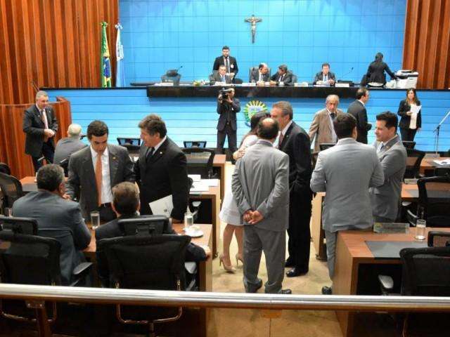 Frente parlamentar do idoso na Assembleia se re&uacute;ne com MPE-MS
