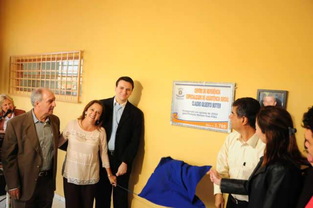  Prefeito inaugura sede do centro de atendimento para moradores de rua