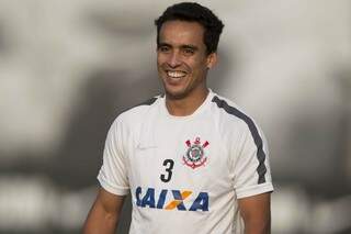 Jadson é esperança corintiana neste sábado diante do Botafogo em Ribeirão Preto (Foto: Divulgação)