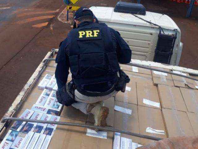 PRF apreende 40 mil ma&ccedil;os de cigarros do PY que seriam levados de MS para SP 