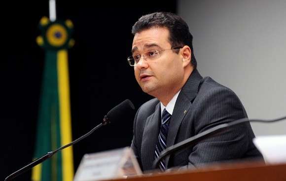 Para deputado, trag&eacute;dia em desocupa&ccedil;&atilde;o era anunciada desde ter&ccedil;a-feira