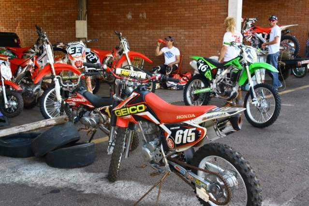Inaugura&ccedil;&atilde;o de pista marca abertura de campeonato de Motocross em Campo Grande