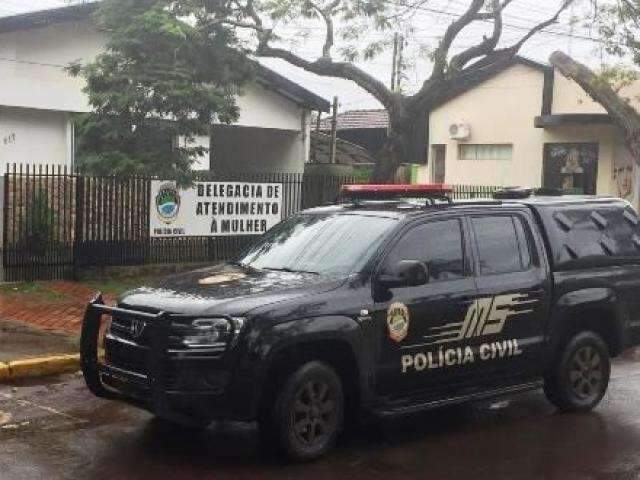 Pol&iacute;cia procura professor suspeito de importuna&ccedil;&atilde;o sexual 