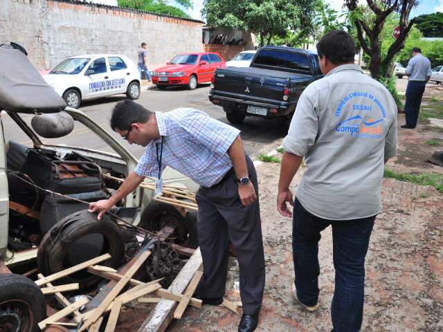  For&ccedil;a-tarefa prossegue e visita dois ferros-velhos nesta segunda
