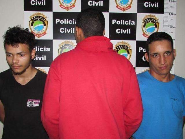 Tr&ecirc;s s&atilde;o presos ap&oacute;s assalto planejado por parente das v&iacute;timas