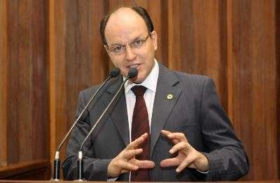 Deputados aprovam emiss&atilde;o gratuita da primeira via de identidade