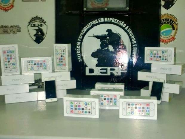 Pol&iacute;cia prende mais tr&ecirc;s por furto de 40 iphones de dep&oacute;sito das Casas Bahia