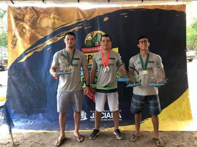 Cano&iacute;stas do MS conquistam brasileiro e 4 vagas para mundial em 2019