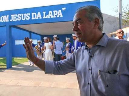 Reinaldo anuncia mais R$ 480 mil para reformar hospital de Rochedo