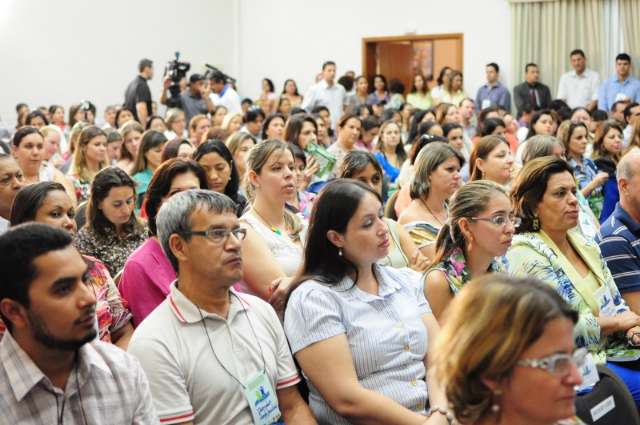 Cartilha oficializa pol&iacute;tica de assist&ecirc;ncia social no Estado 