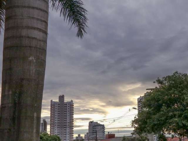 Ap&oacute;s chuvarada, meteorologia mant&eacute;m alerta de tempestades para MS