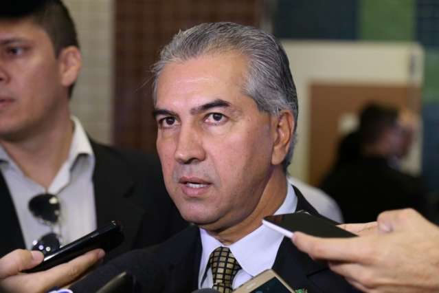 Governador  participa da entrega de medalhas da Pol&iacute;cia Civil