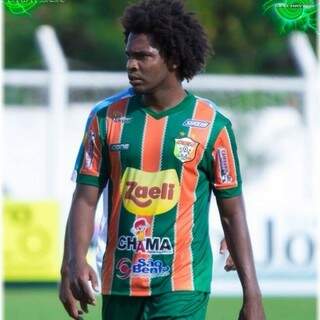 Thales, do Naviraiense, é um dos artilheiros do Estadual com 4 gols (Foto: Divulgação)