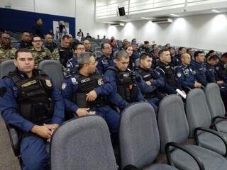 Guardas municipais participaram da audiência na Câmara (Foto: Leonardo Rocha)