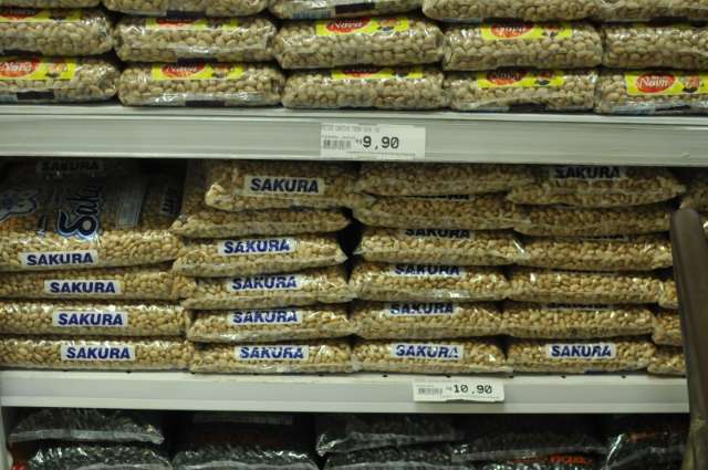 Pre&ccedil;o da batata e feij&atilde;o cai e cesta b&aacute;sica fica mais barata em setembro
