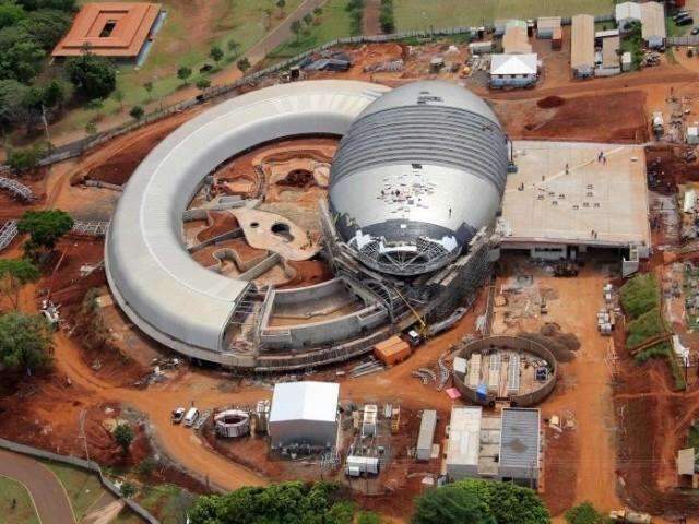 Empresa espanhola abandona obra parada do Aqu&aacute;rio do Pantanal