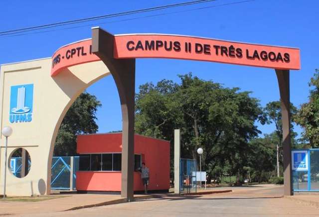 Justi&ccedil;a manda UFMS contratar professores para acabar com deficit