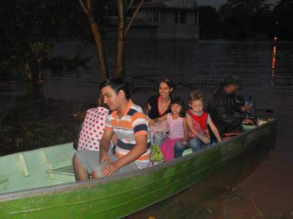 Ilhada, Aquidauana tem transporte de barco pago sem cuidado com segurança