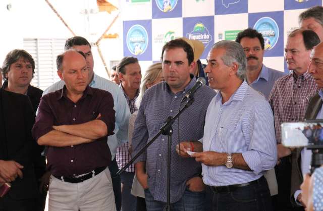 Governo anuncia obras de R$ 2,9 milh&otilde;es nas vias urbanas de Figueir&atilde;o
